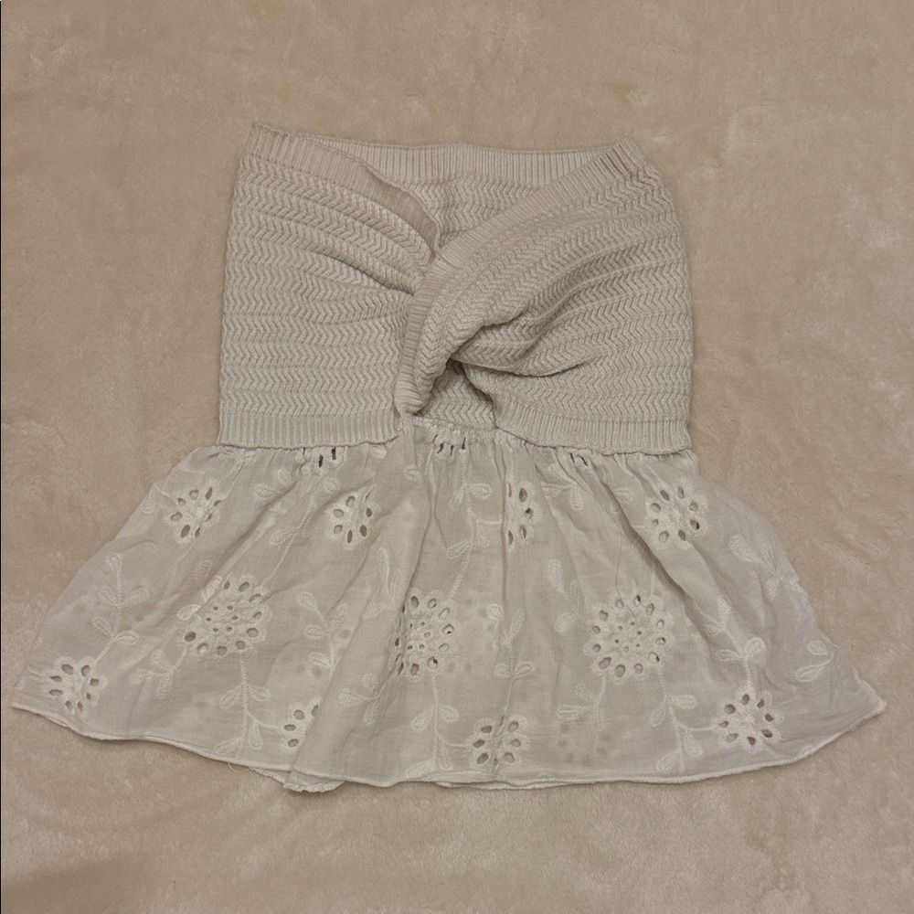 Chic Cream Knit and Lace Blouse S